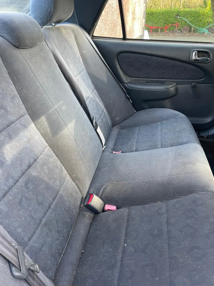 Toyota Corolla - Image 4