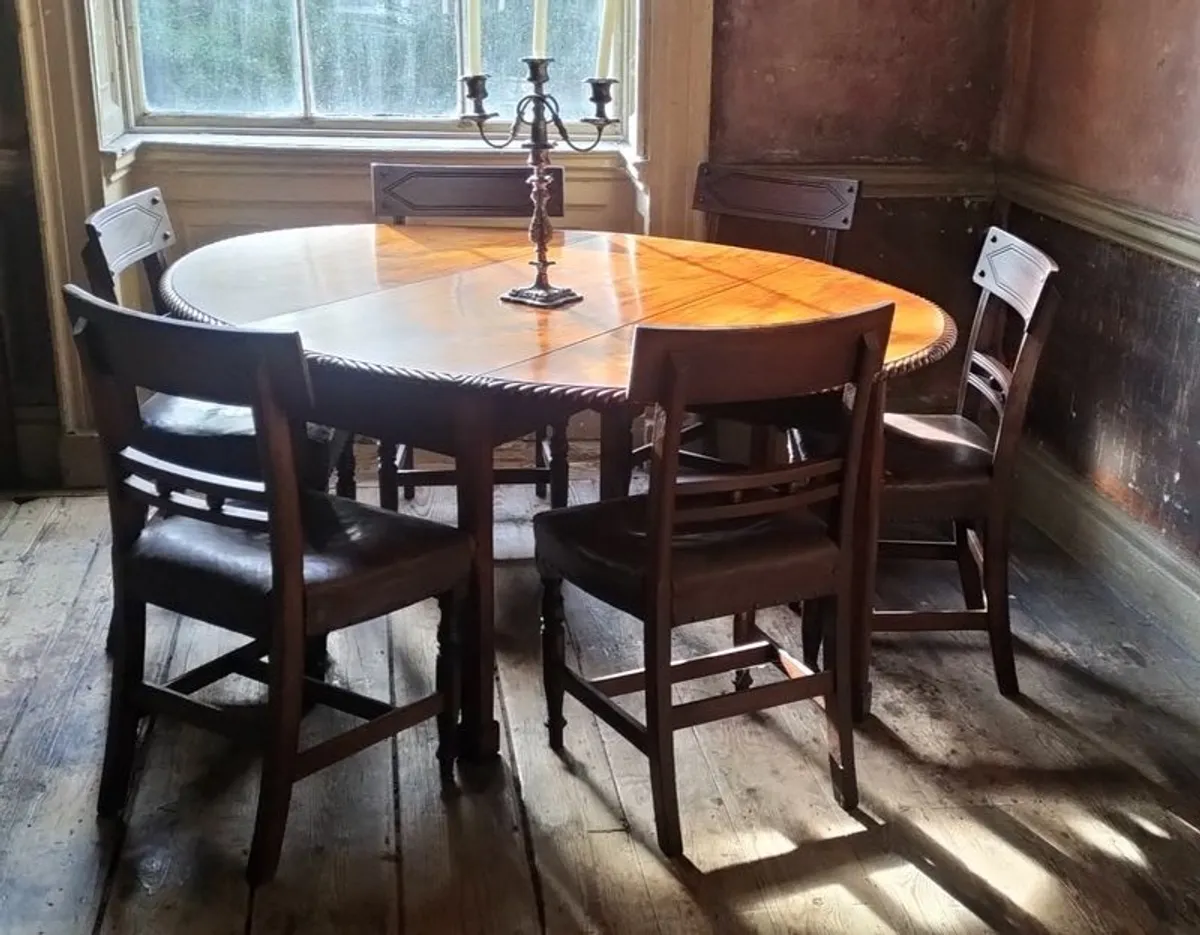 George 111 oval mahogany Dining Table - Image 2