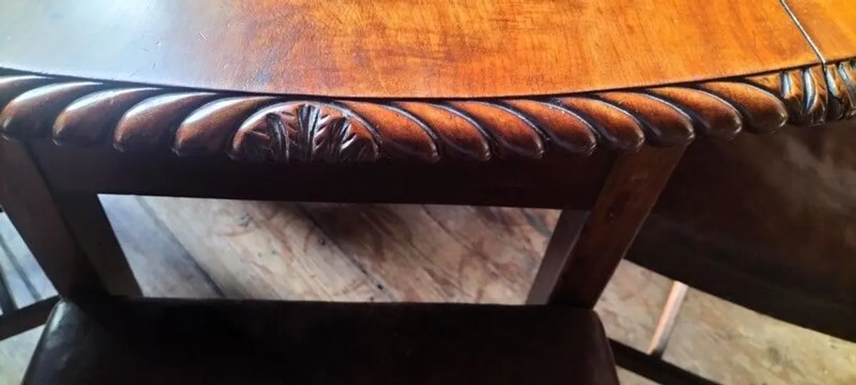 George 111 oval mahogany Dining Table - Image 3