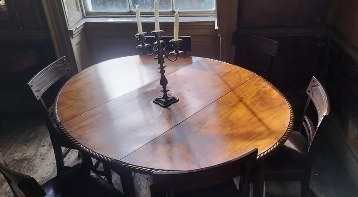 George 111 oval mahogany Dining Table - Image 4