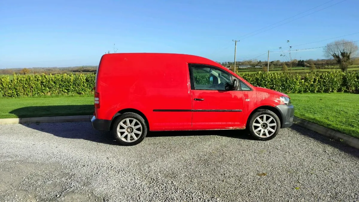 2011 VW Caddy 1.6 TDI - Image 2
