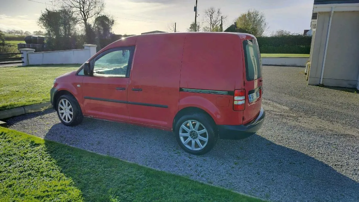 2011 VW Caddy 1.6 TDI - Image 4