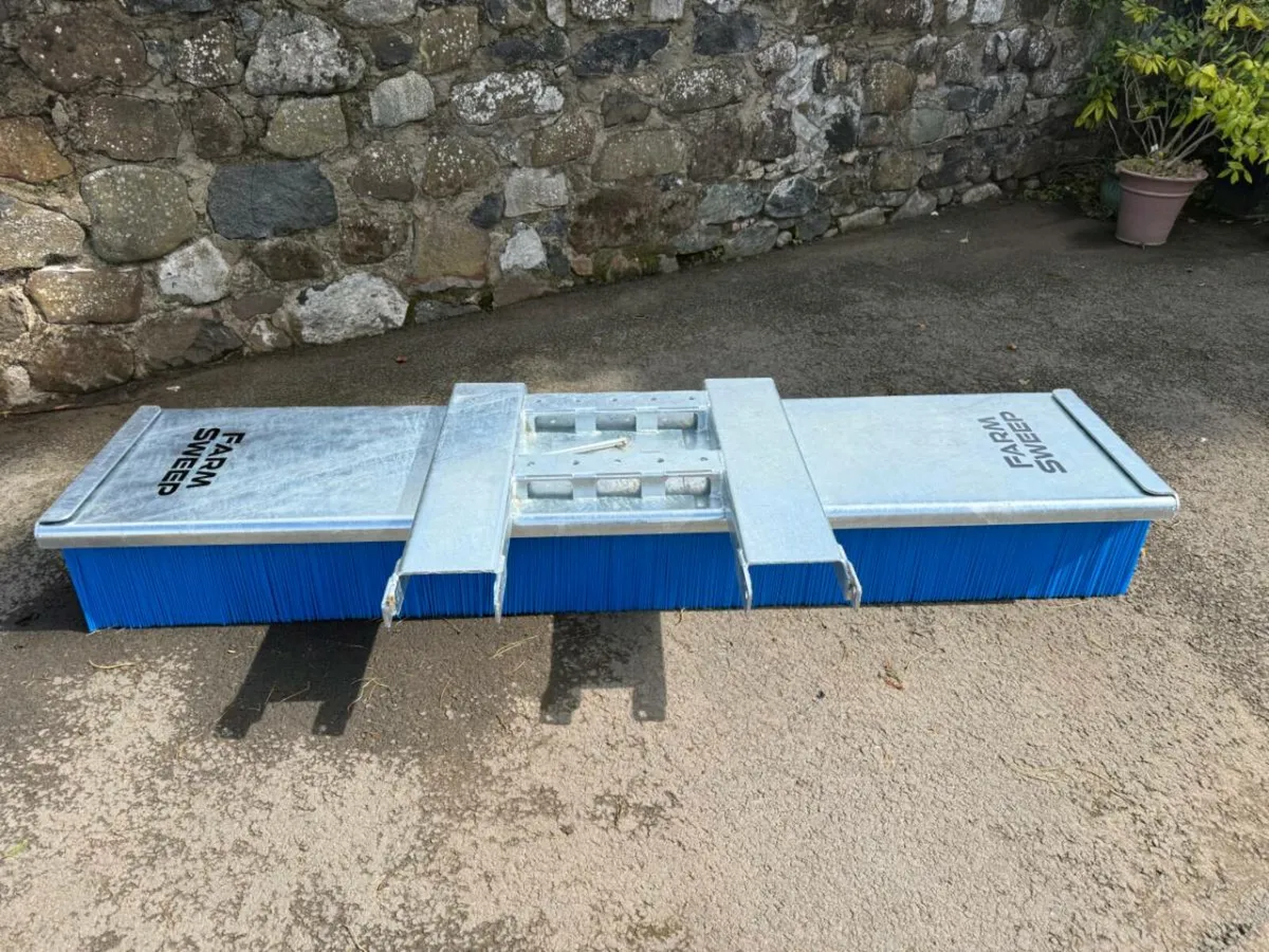 Mega Broom - Image 1