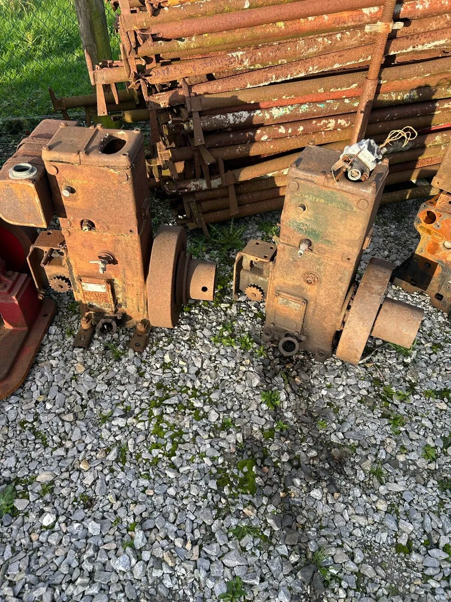 2 x lister d’s - Image 1