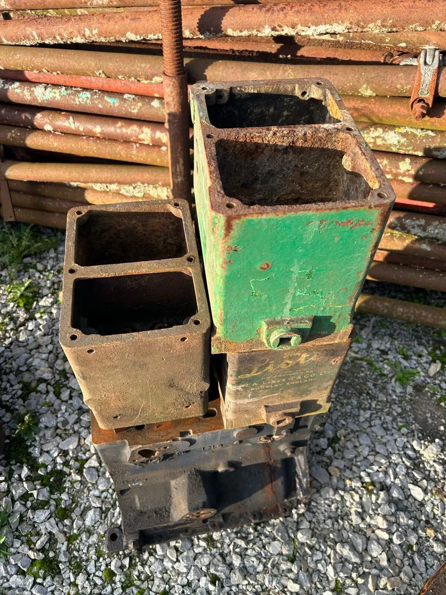 2 x lister d’s - Image 2