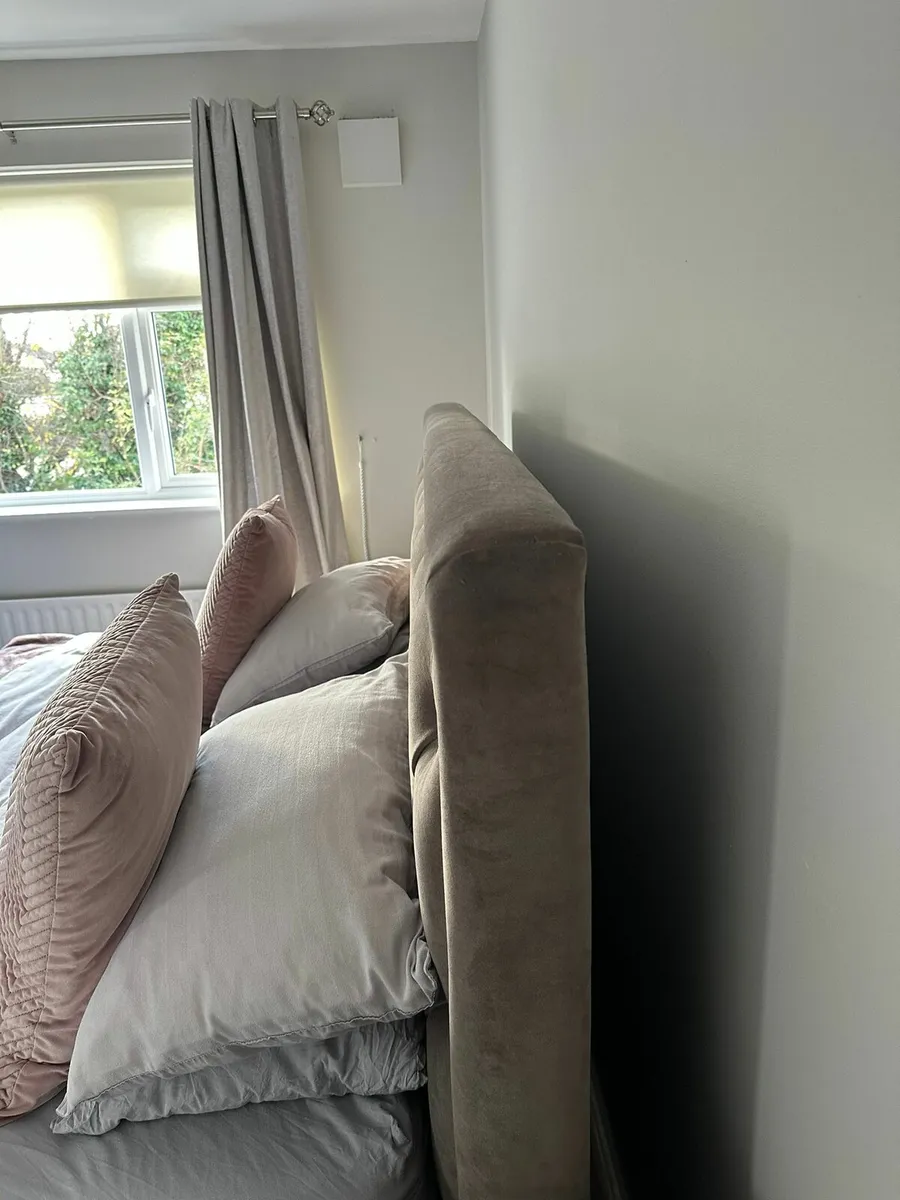 King Size Velvet Bed Frame and Mattress - Image 4