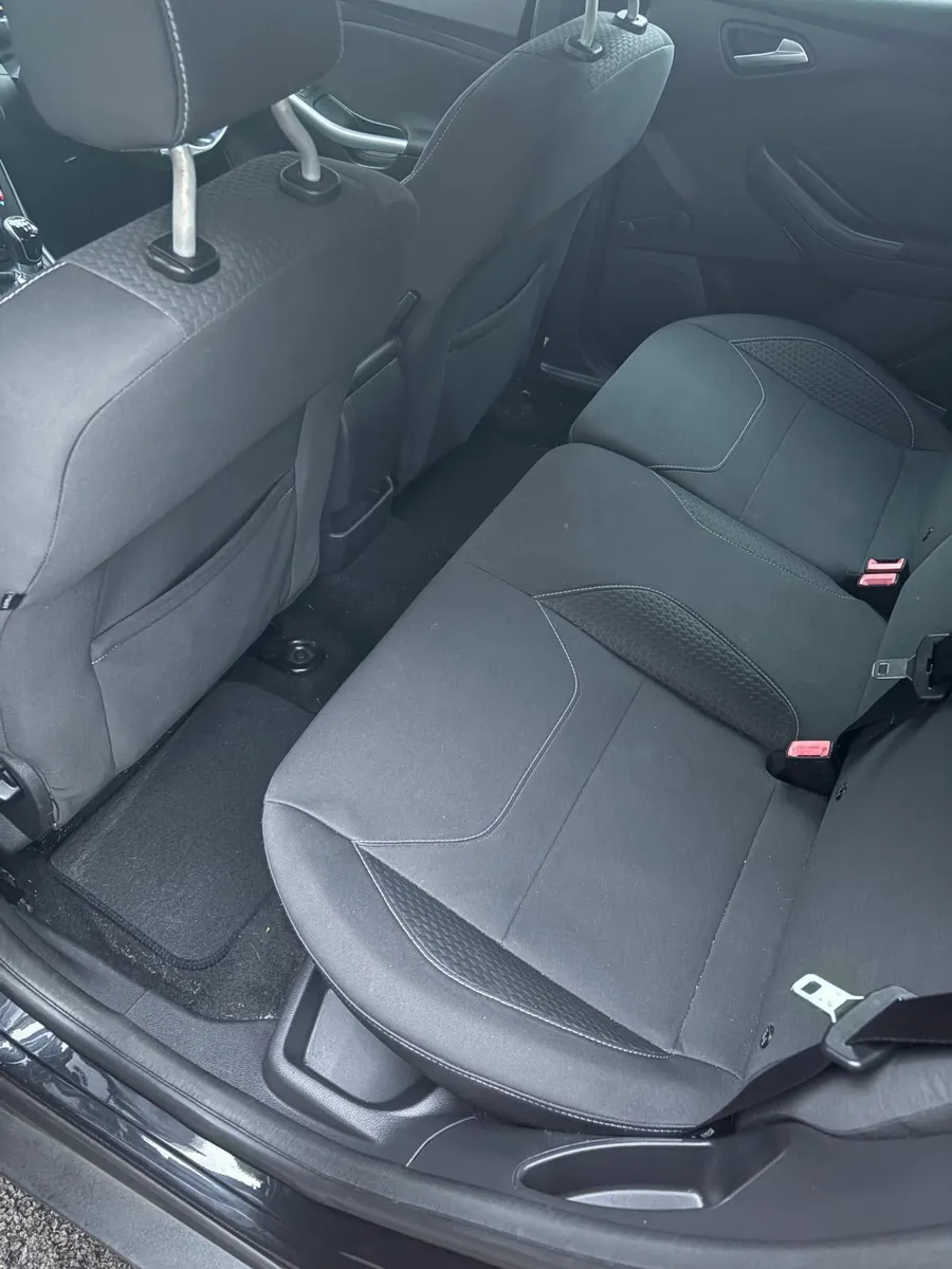 2015 Ford Focus Zetec 1.6 TDCi – New NCT - Image 4
