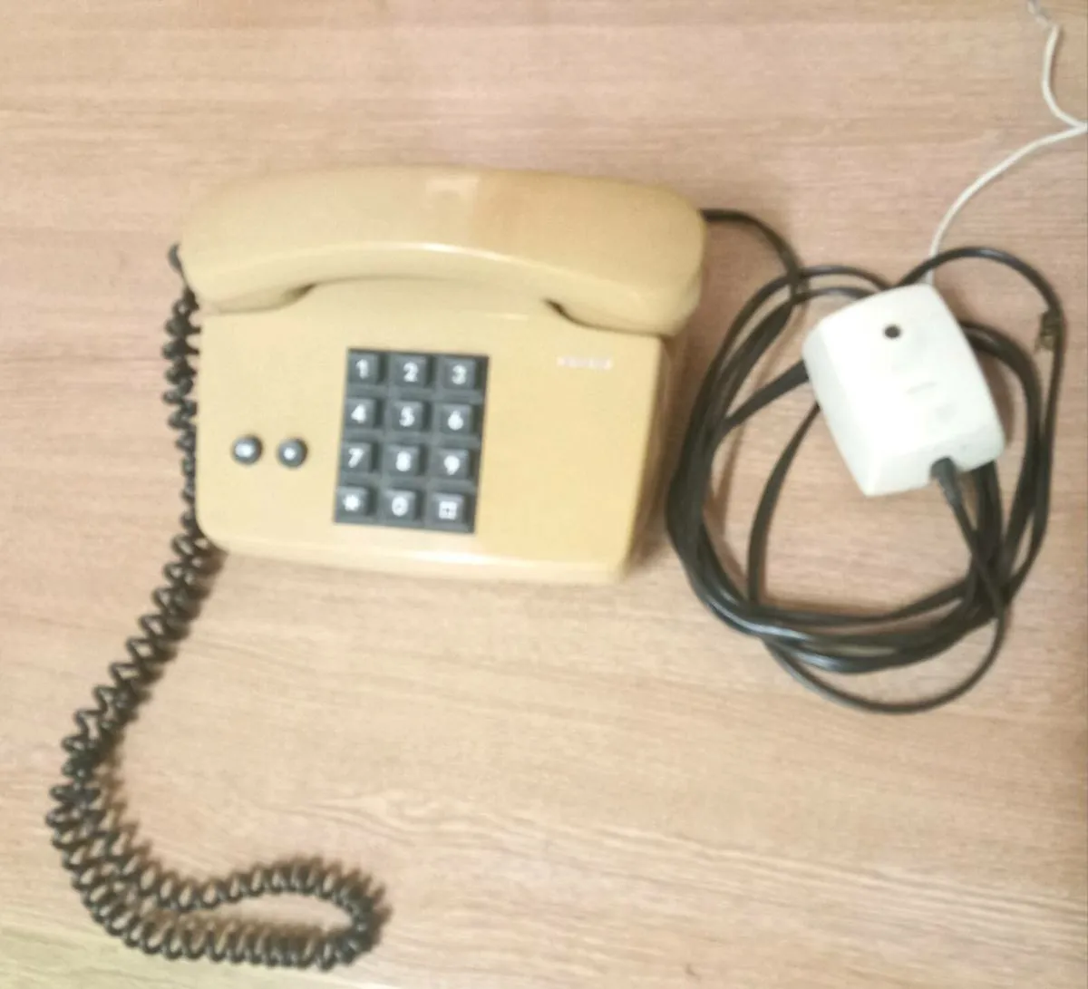 Art deco telephones. - Image 3