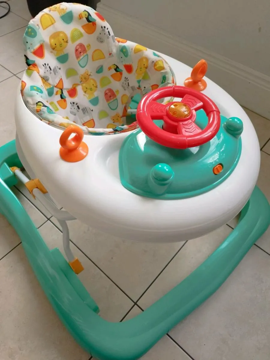 Baby walker - Image 1