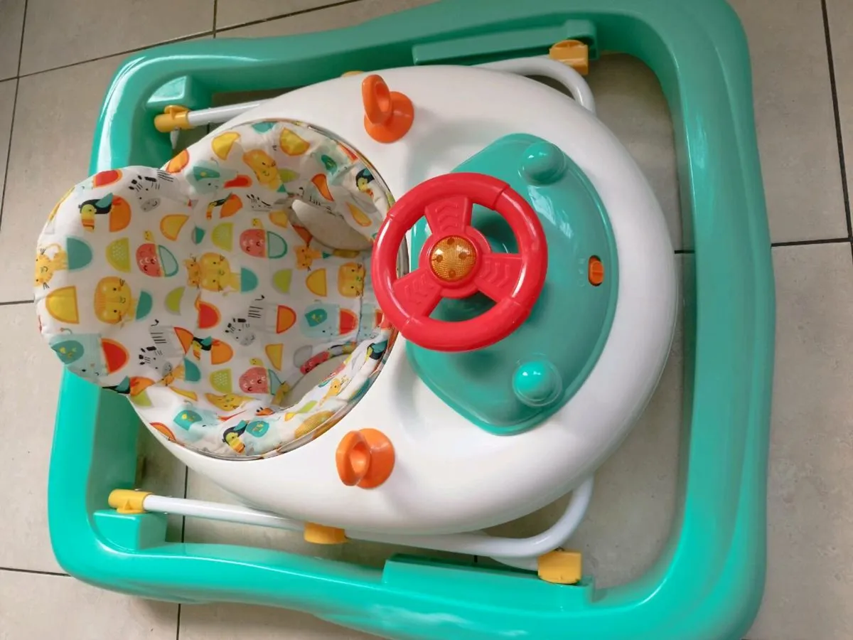Baby walker - Image 2