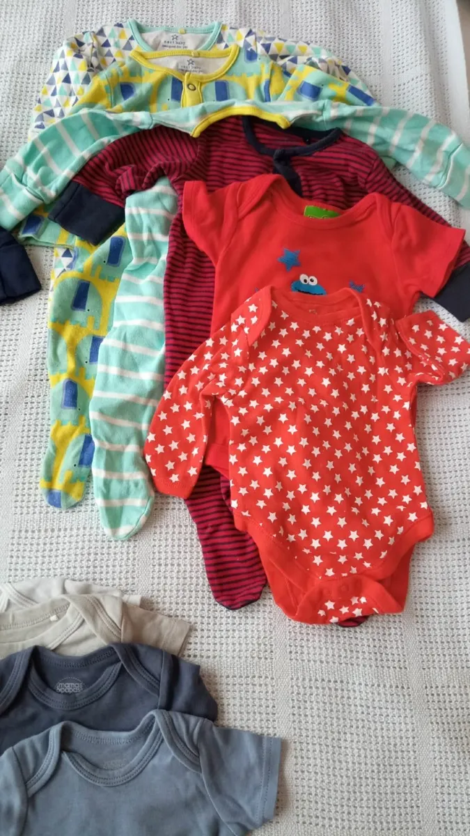 Baby boy clothes bundle 0-3monts, 2-6, 6-9,9-12,12 - Image 1