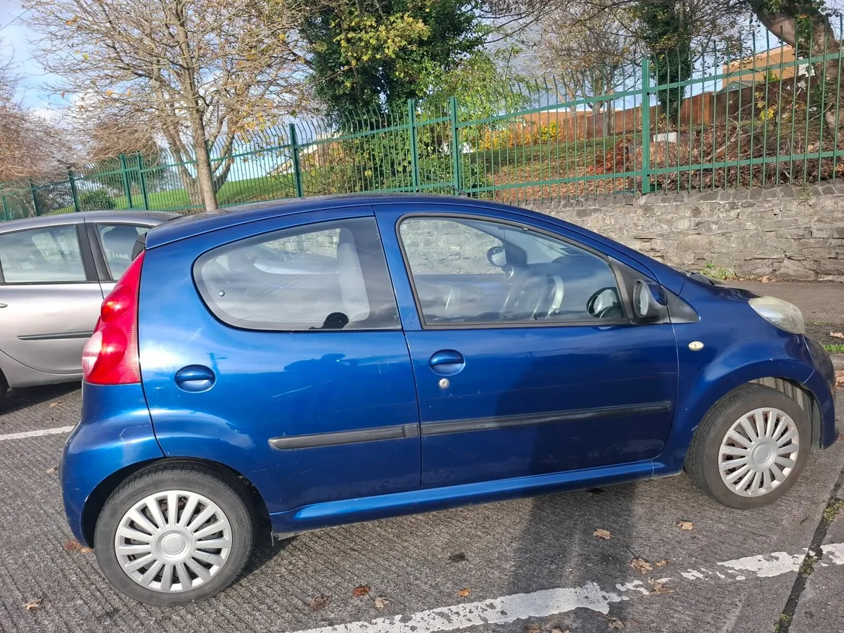 Peugeot 107 2008 - Image 4