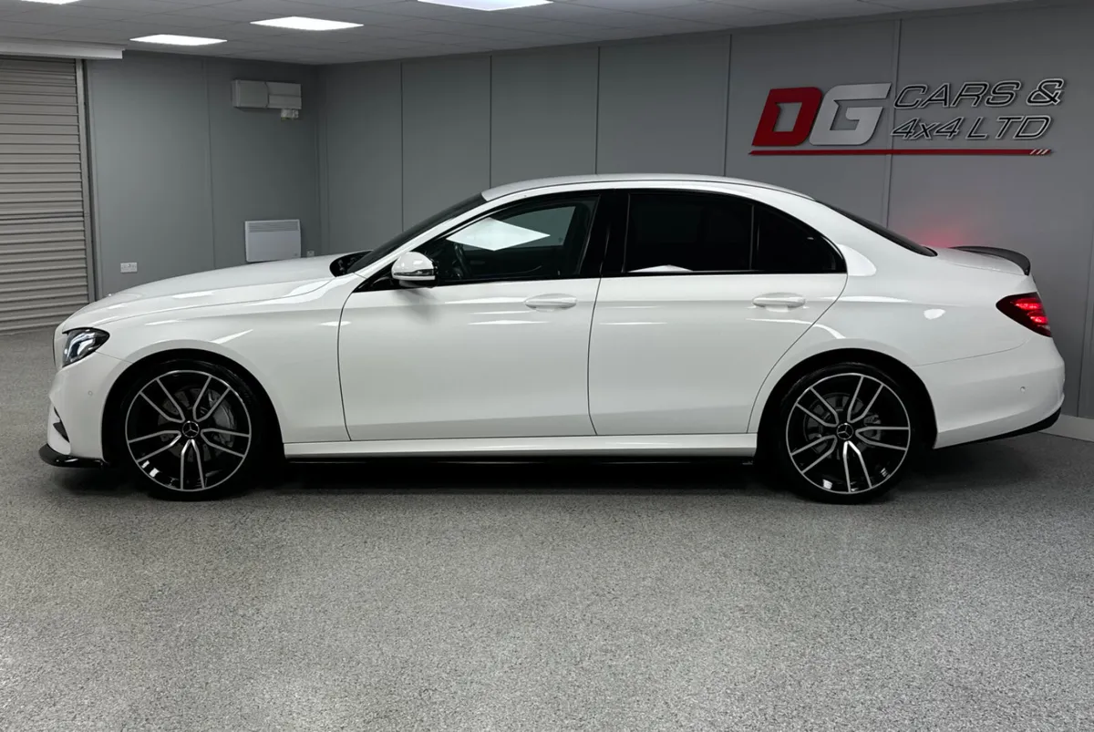 2017 Mercedes E220 D AMG Line Automatic - Image 4