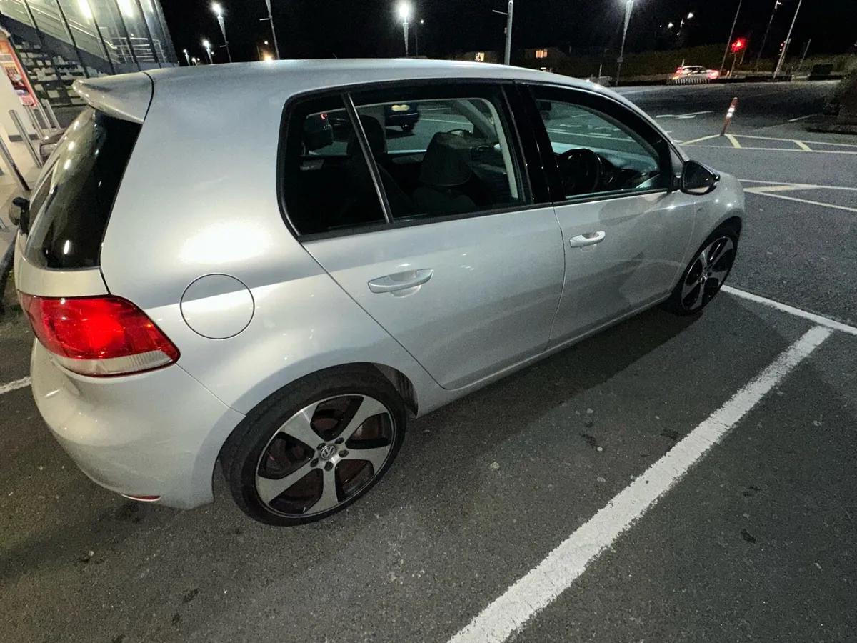 Volkswagen Golf 2012 Match edition - Image 2