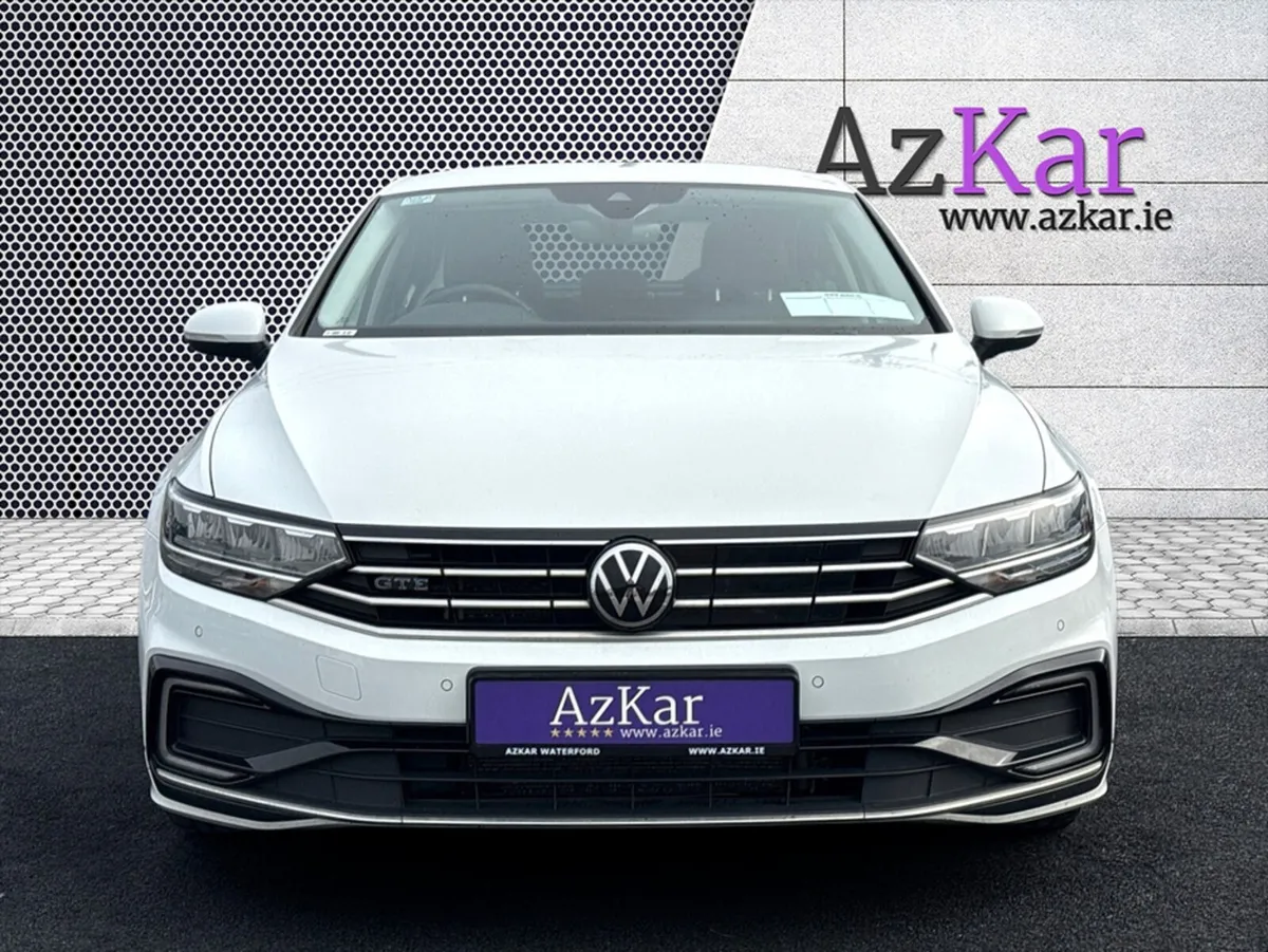 Volkswagen Passat 2022 GTE 1.4 DSG AUTOMATIC €122 - Image 2