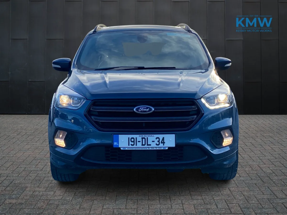Ford Kuga ST-LINE 1.5 TDCI 120PS 4DR - Image 3