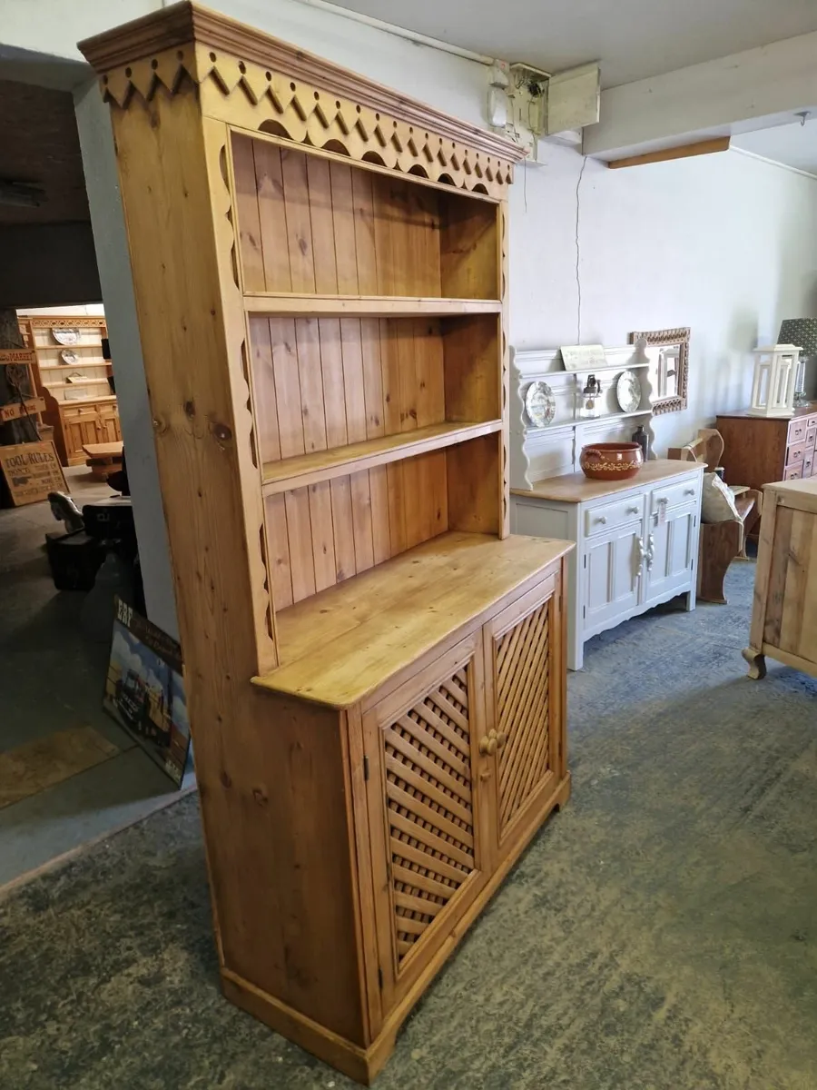 Vintage pine kitchen dresser - Image 3
