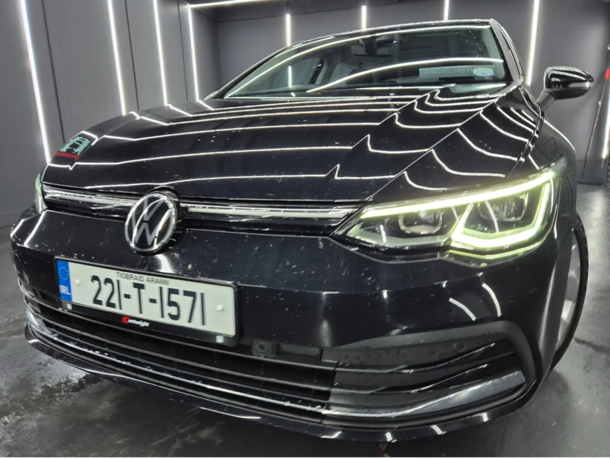 Volkswagen Golf STYLE 2.0 TDI 115HP 5DR - Image 2