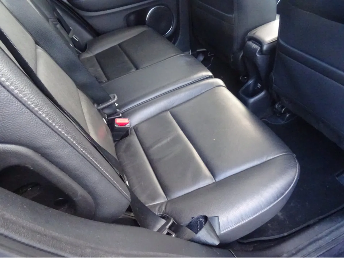 Honda HR-V 1.6 I DTEC EX 5DR - Image 2