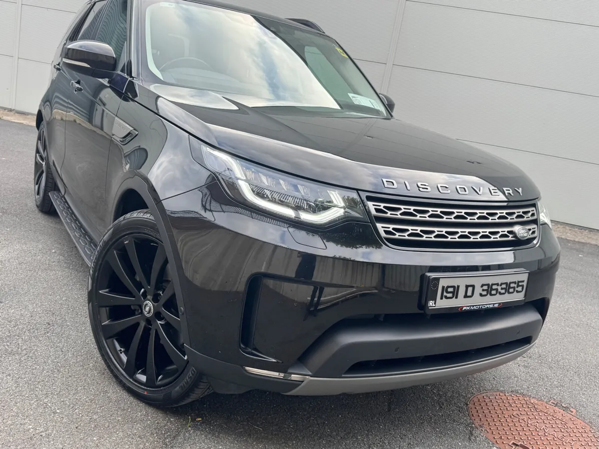 Land Rover Discovery 2019 7 seater - Image 4