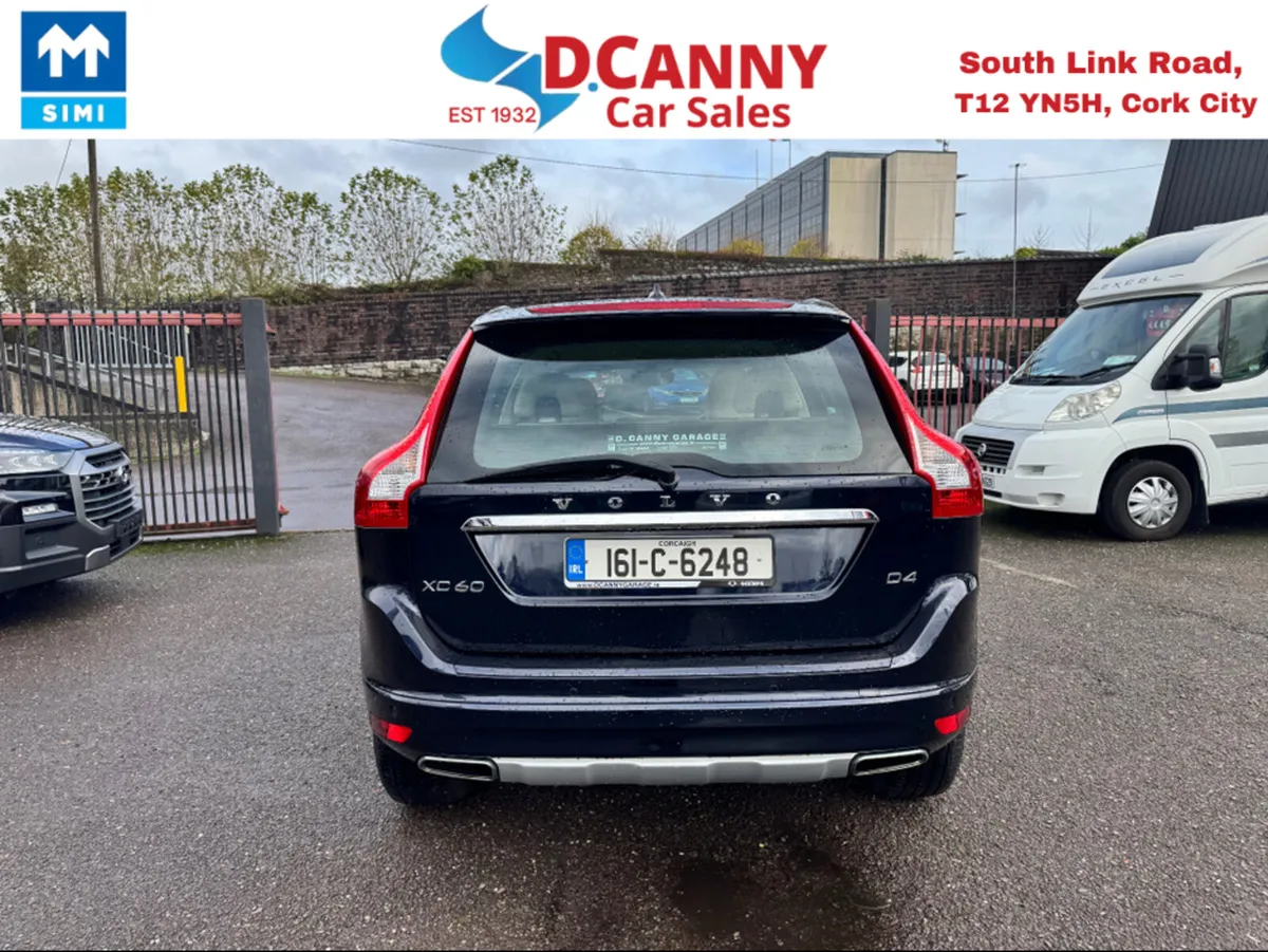 Volvo XC60 D4 FWD SE LUXURY 5DR - Image 3
