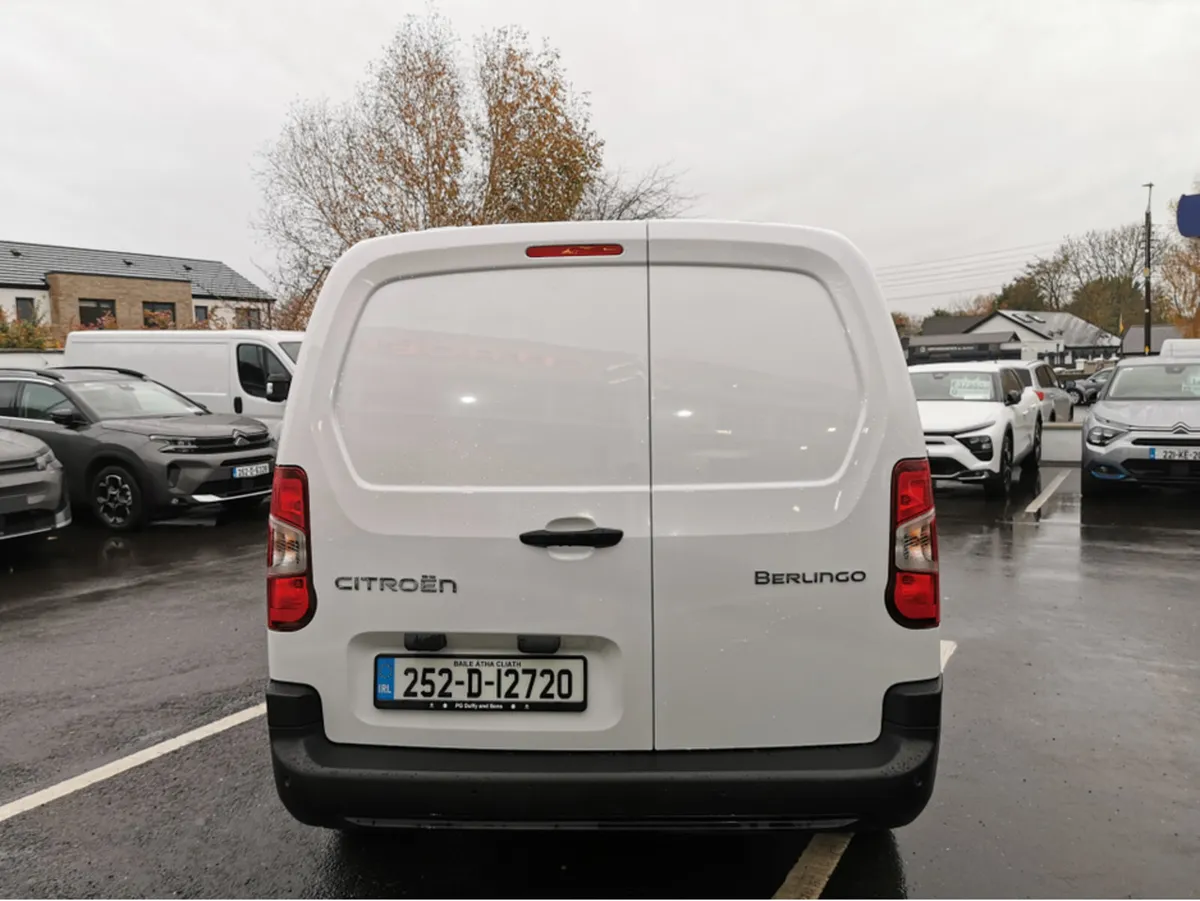 Citroen Berlingo LX PLUS BLUEHDI 100 LWB 1.0T (PRI - Image 4