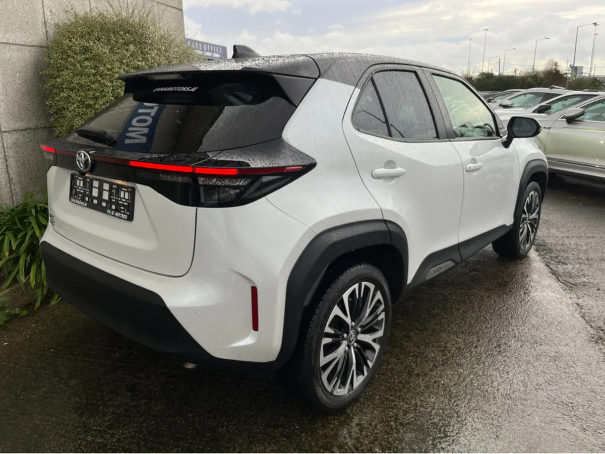 Toyota Yaris Cross Z AUTOMATIC 1.5 PETROL //HIGH S - Image 4