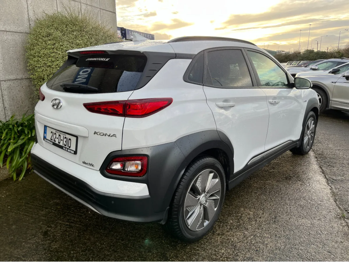 Hyundai KONA KAUAI EV PREMIUM 64KWH //FULL LEATHER - Image 4
