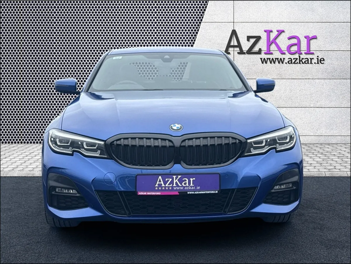 BMW 3-Series 2019 330E M SPORT 2.0 PHEV  AUTOMATIC - Image 2