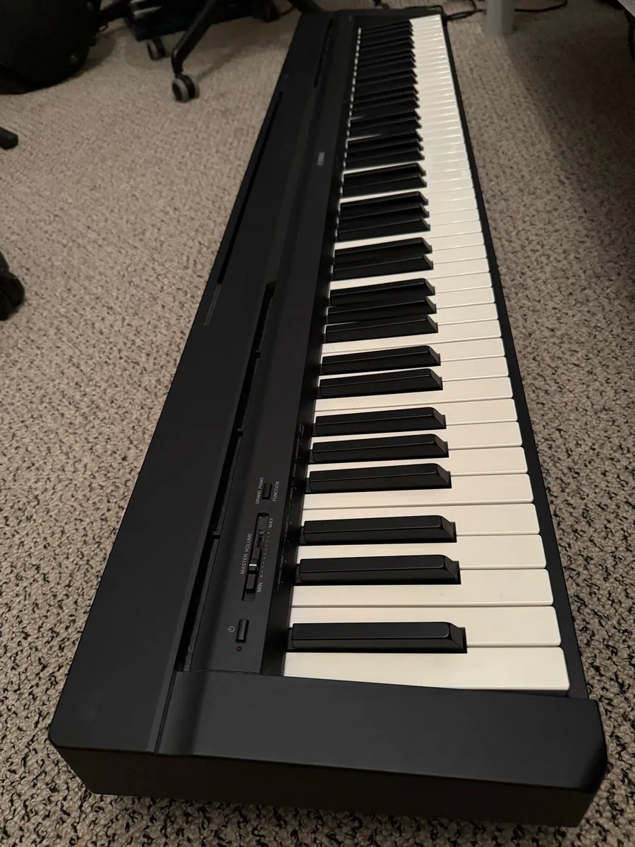 Yamaha P-35 Digital Piano - Image 1