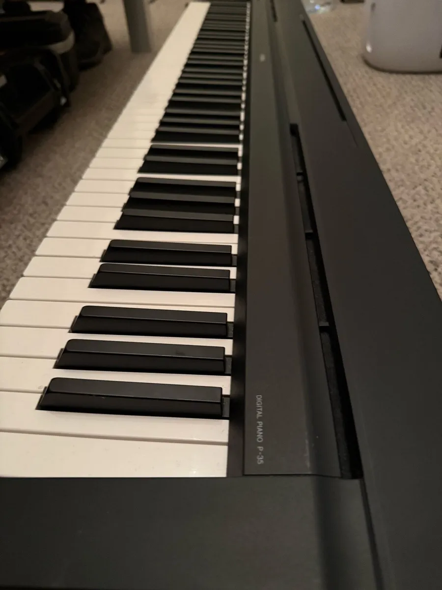 Yamaha P-35 Digital Piano - Image 2