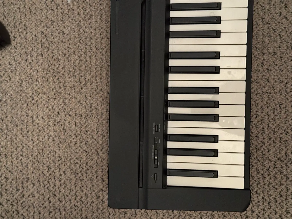 Yamaha P-35 Digital Piano - Image 3