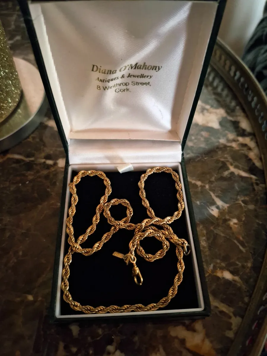 Stunning Vintage Monet Rope Chain Necklace. - Image 4