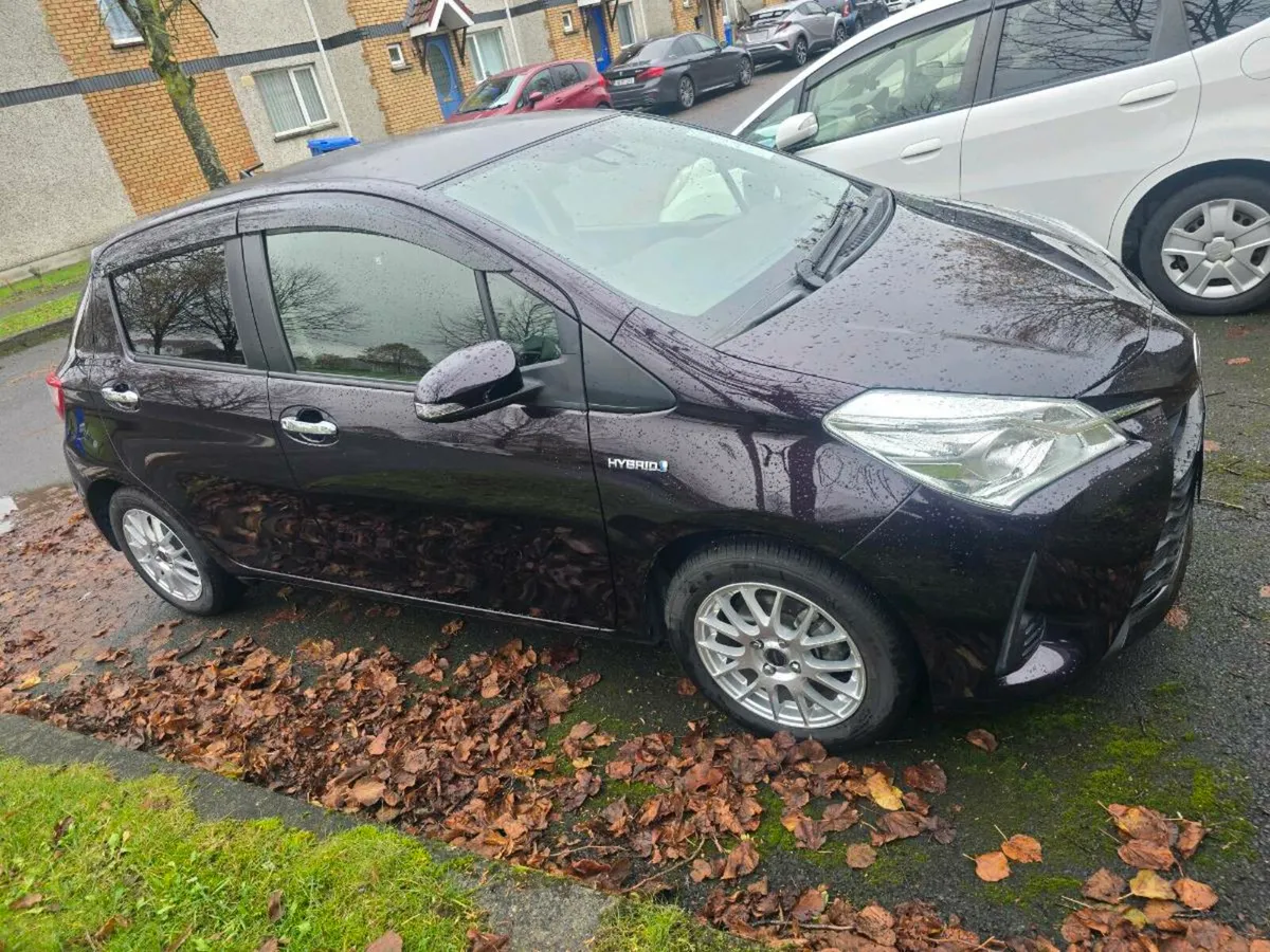 Toyota Vitz Hybrid 1500cc - Image 2