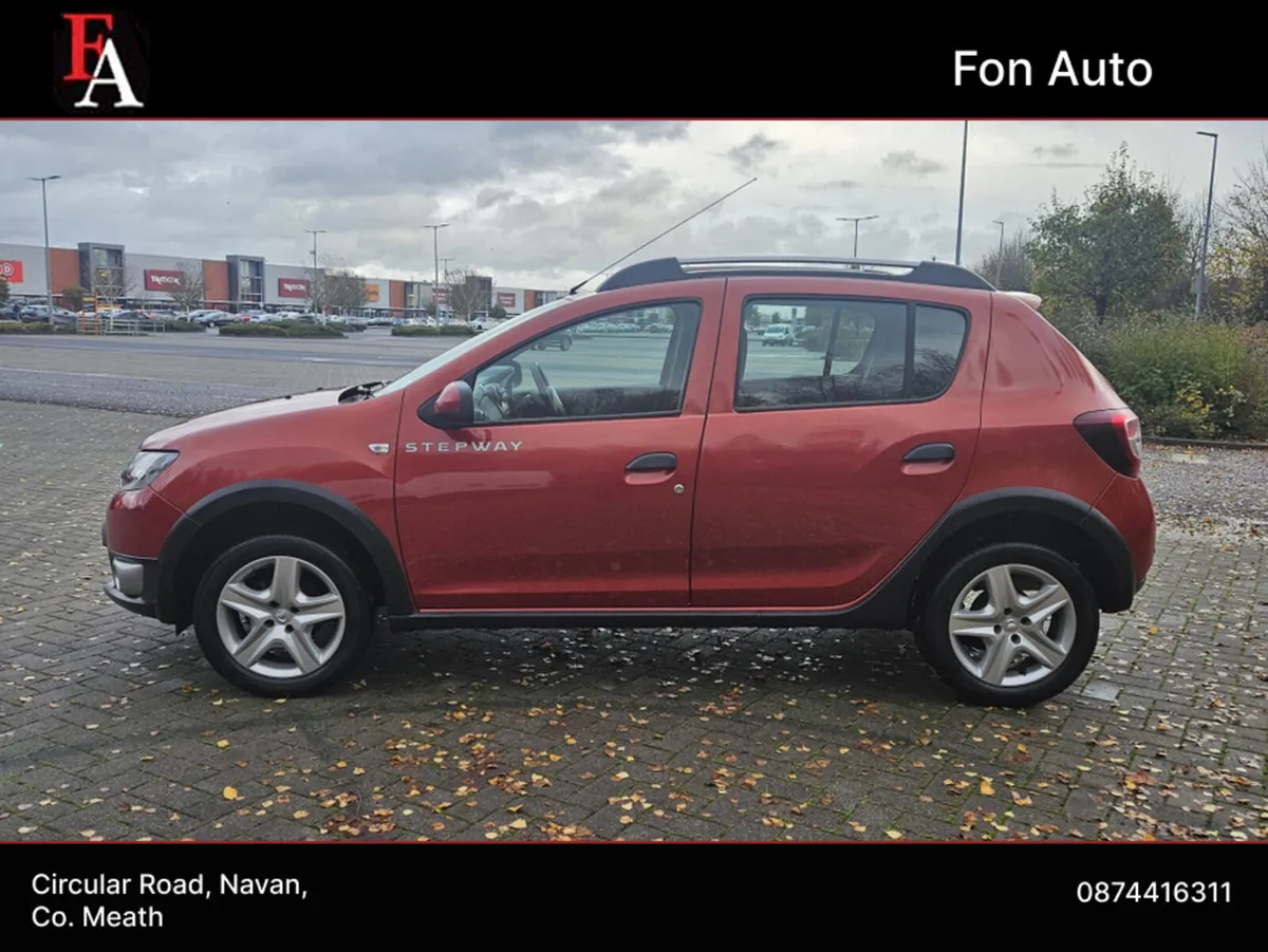 Dacia Sandero Stepway 1.0 PETROL AMBIANCE MODEL * - Image 4