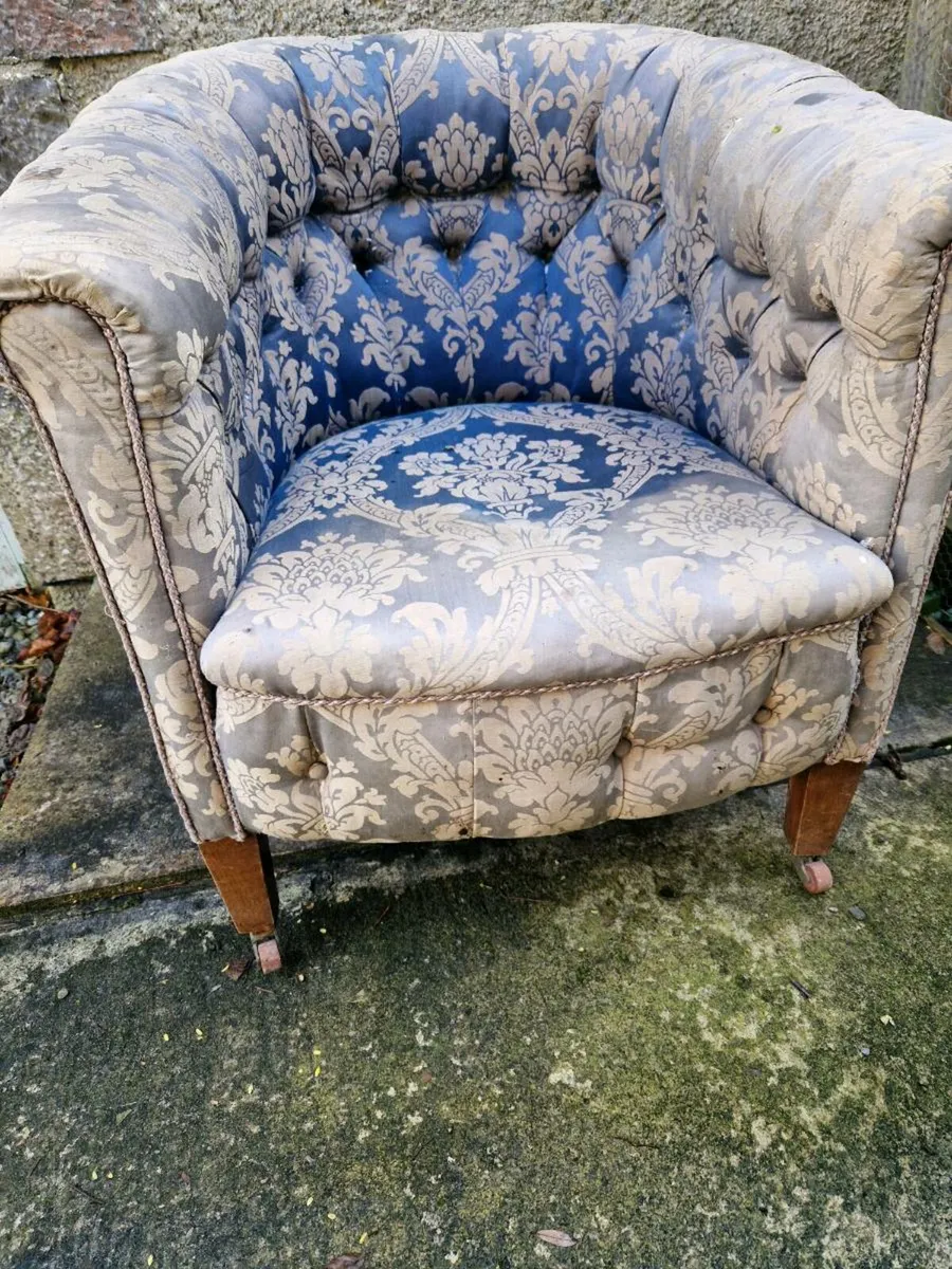 Quality Edwardian Tub Chair in need of Restoration - Image 1