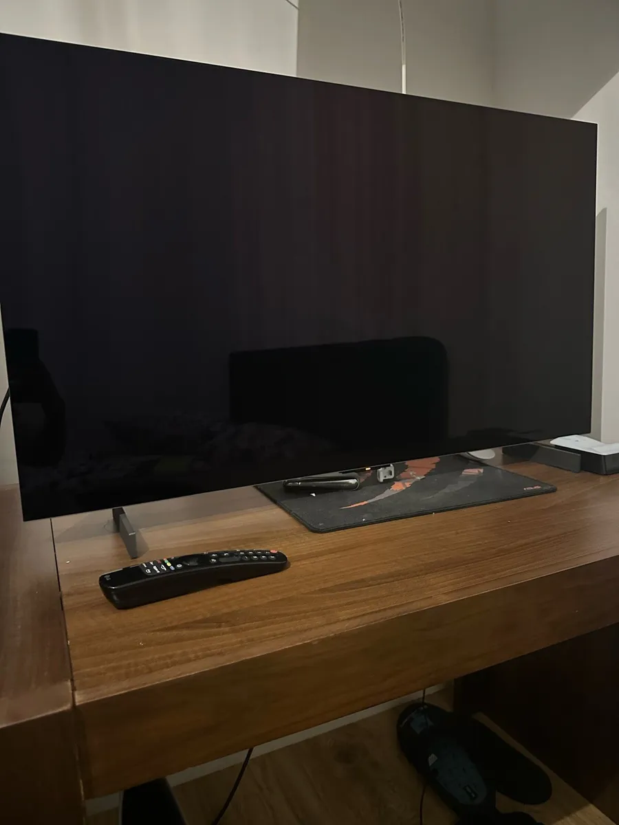 LG C3 4k 120hz OLED TV - Image 2