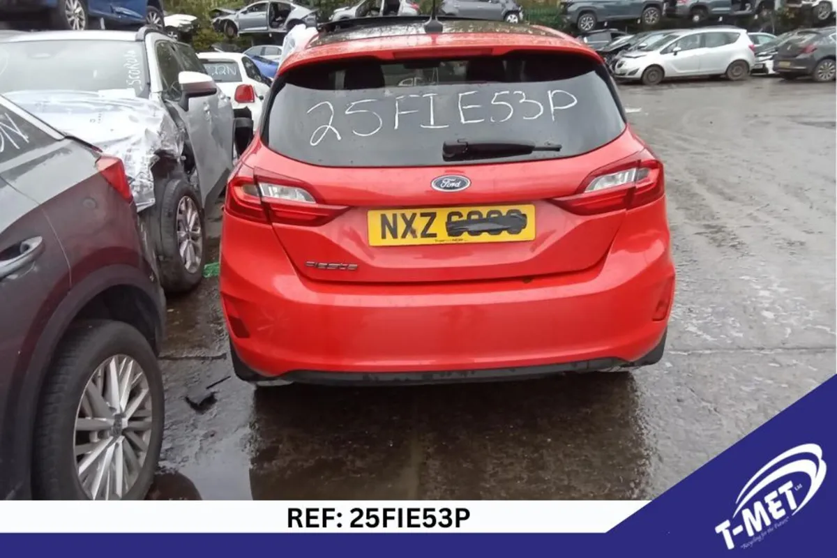 2019 FORD FIESTA BREAKING FOR PARTS - Image 1