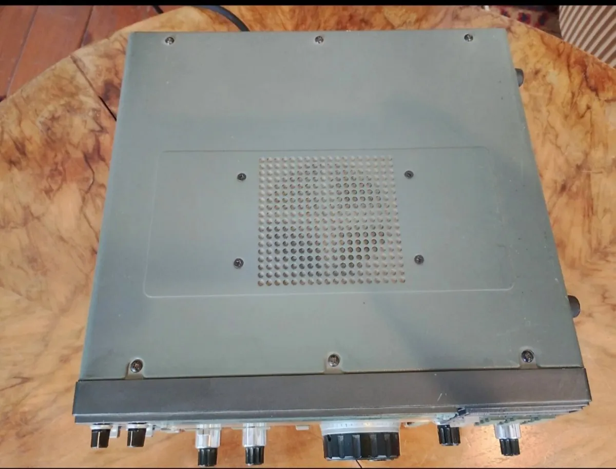 ICOM R71D HF COMMUNICATIONS RECEIVER - Image 3