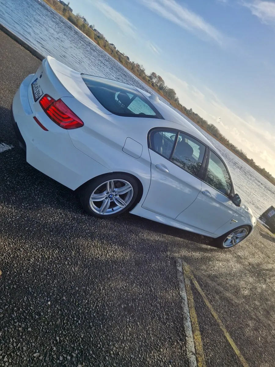 BMW 5-Series 2014 - Image 1