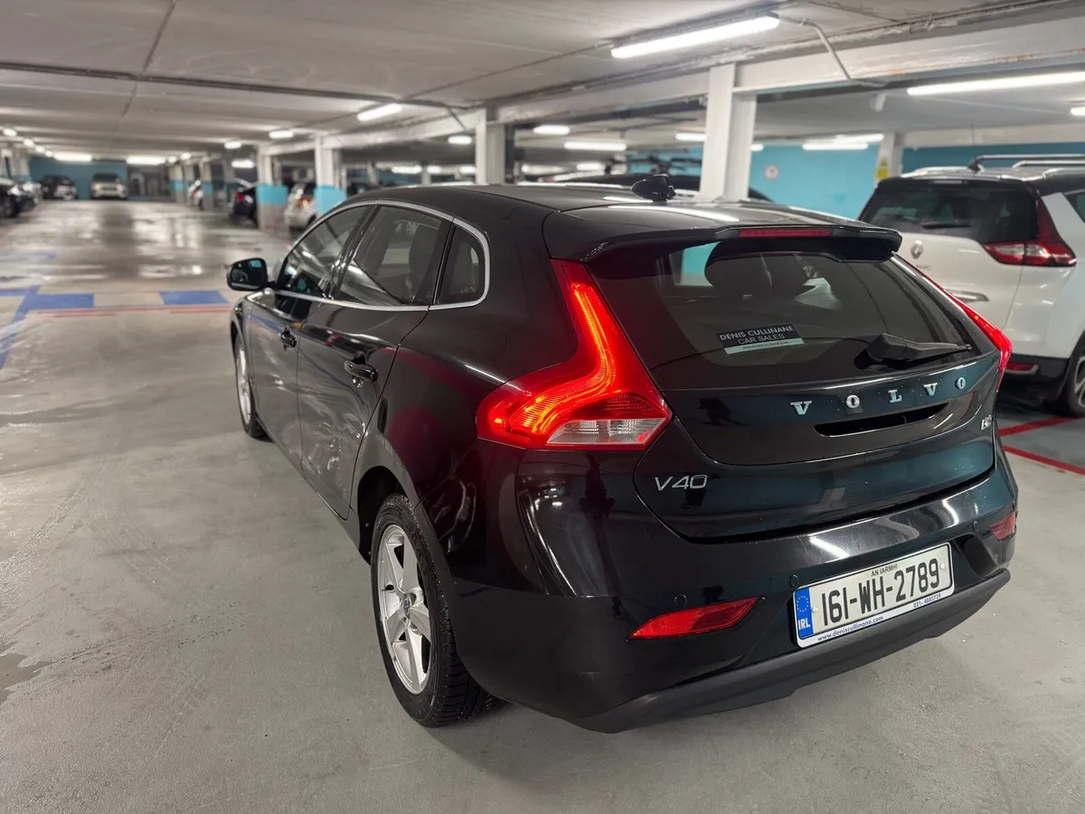 Volvo V40 2016 2.0 Diesel Estate  Ncted&Taxed - Image 3