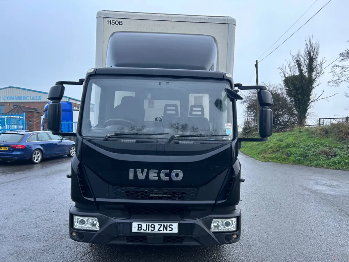 2019 iveco 7.5ton with 2 x demountable box - Image 2
