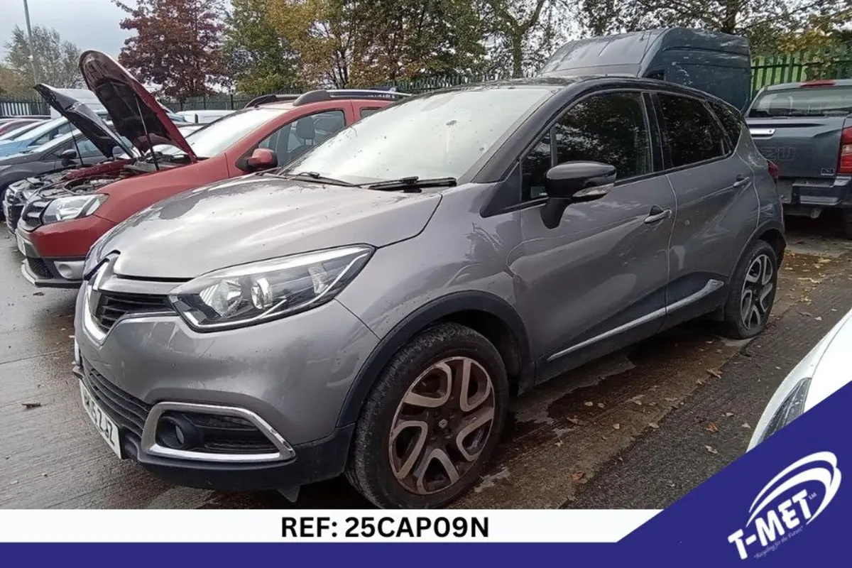 2015 RENAULT CAPTUR BREAKING FOR PARTS - Image 3