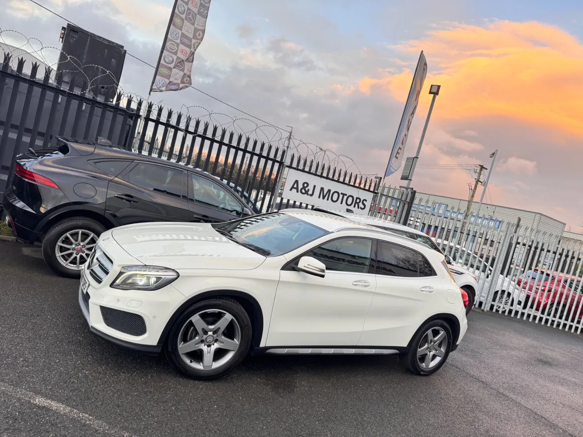 16 MERCEDES GLA 1.6 AUTO AMG LINE - Image 2