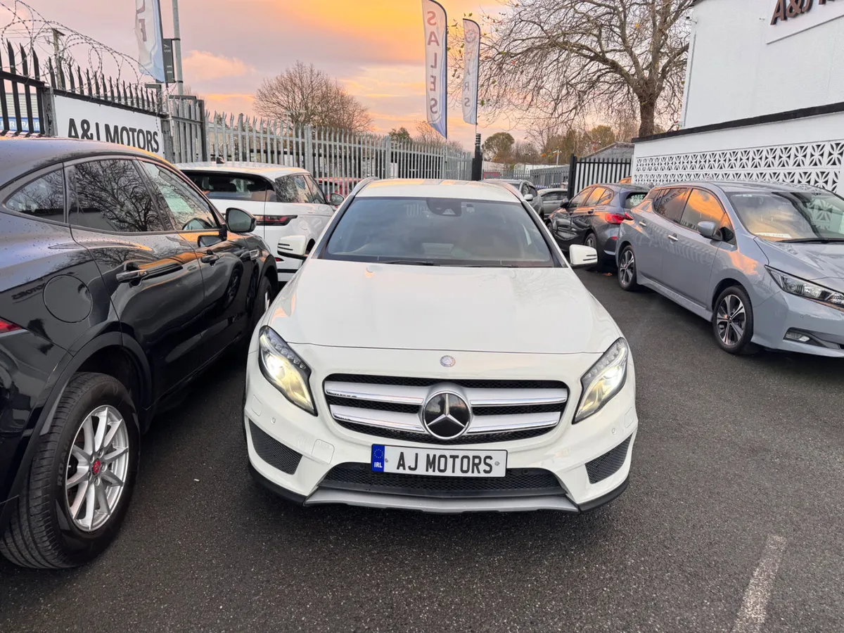 16 MERCEDES GLA 1.6 AUTO AMG LINE - Image 3