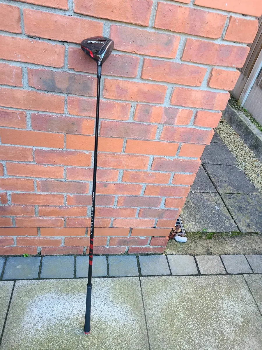 Taylomade stealth 3 wood - Image 3