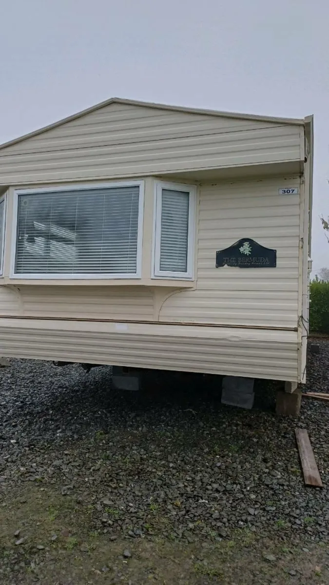 WILLERBY BERMUDA FULL WINTER PACK - Image 1