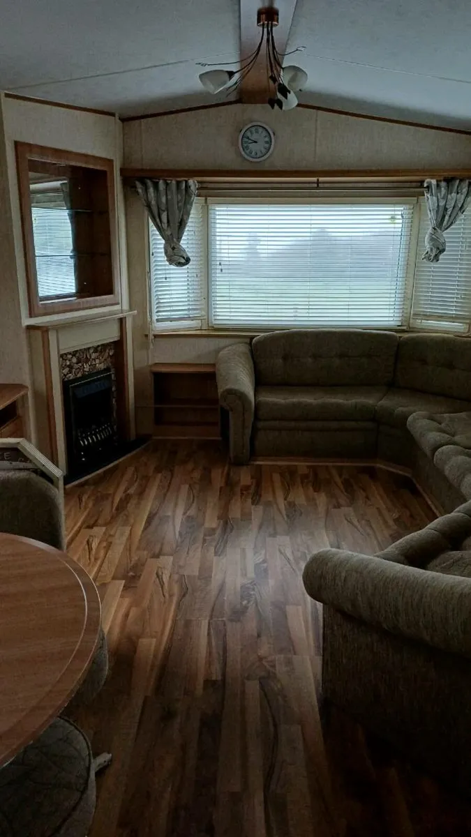 WILLERBY BERMUDA FULL WINTER PACK - Image 3