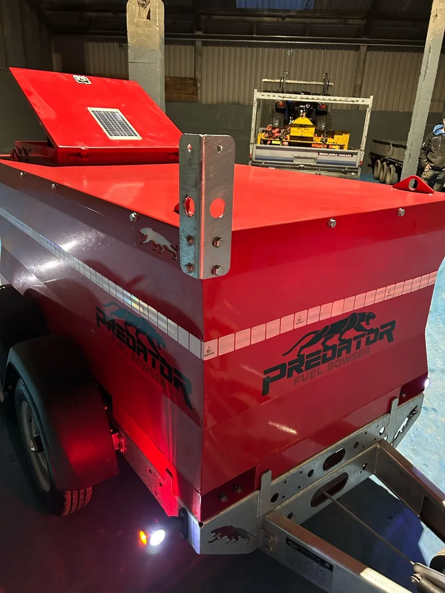 Fuel bowser - Image 2