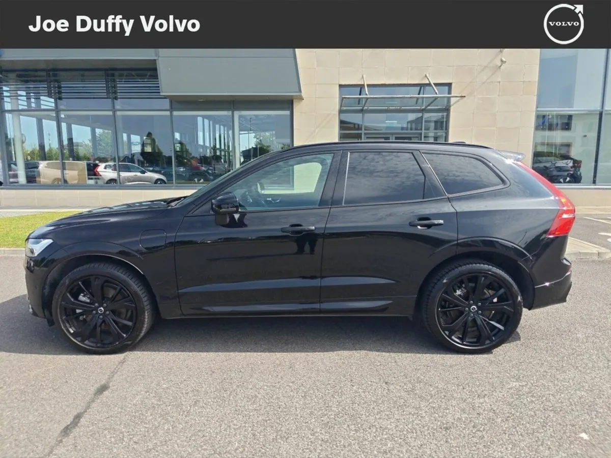 Volvo XC60 Xc60 + Black Ed T6 Phev Awd A  Plus Bla - Image 4